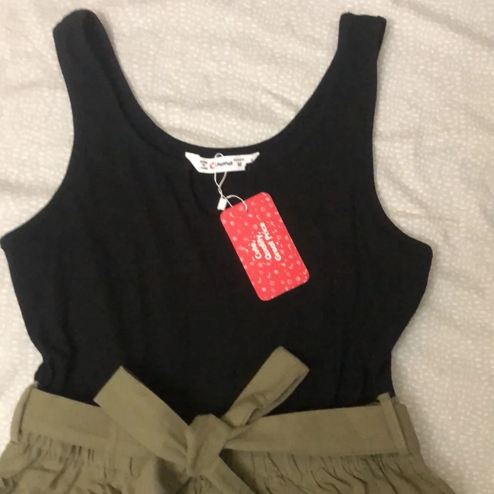 NWT PatPat WOMEN SKort ,
One Size medium 
One size small 
Sold separate - Picture 2 of 14